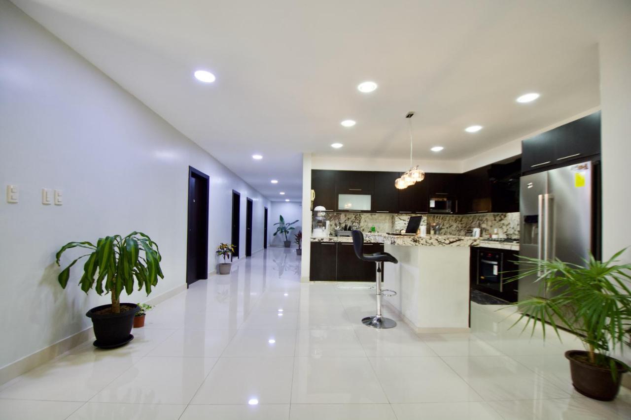 Phg I Cerrado Hostel Guayaquil Exterior photo